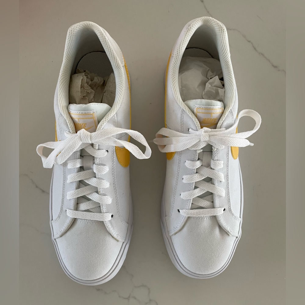 Woman’s Court Royale AC Canvas ‘White Topaz Gold’